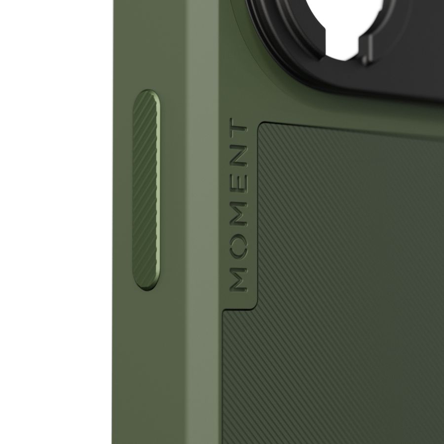 Чехол Moment Camera Case with MagSafe для Apple iPhone 17 Pro Max (Olive)