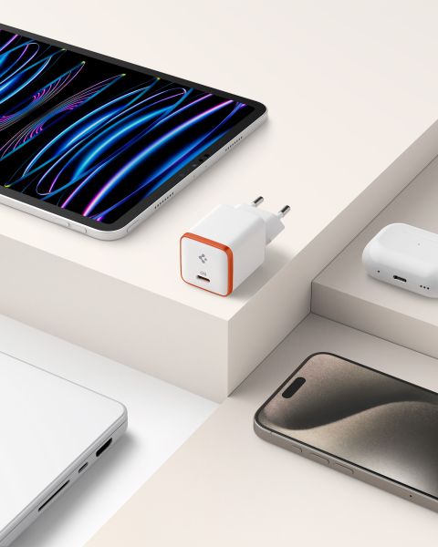 Мережевий адаптер Spigen ArcStation Essential 30W Wall Charger (White)