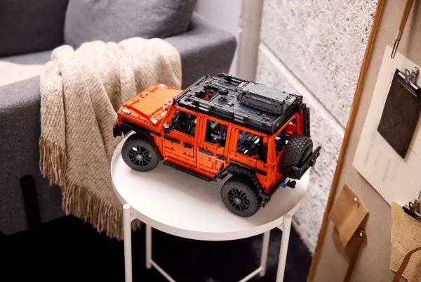 Конструктор LEGO Technic Mercedes-Benz G 500 PROFESSIONAL Line
