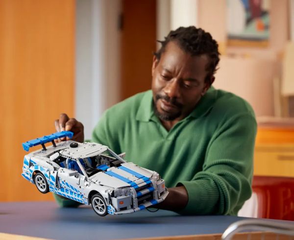 Конструктор LEGO Technic 2 Fast 2 Furious Nissan Skyline GT-R (R34) Car