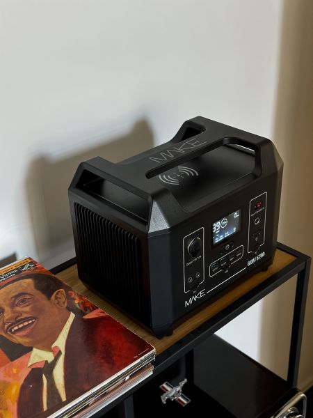 Зарядна станція MAKE MPS-6002 600W 672Wh