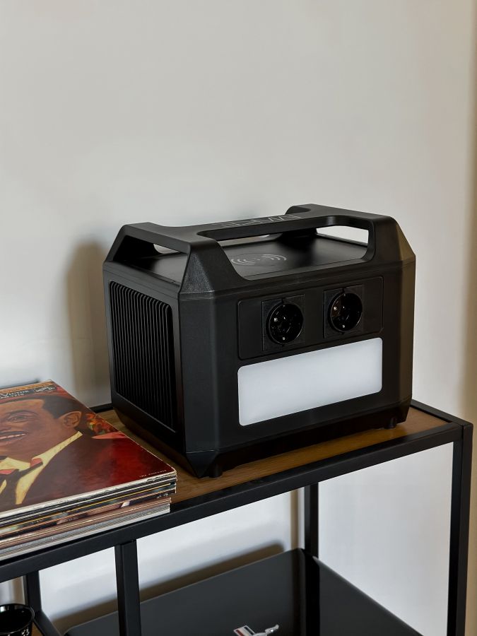 Зарядна станція MAKE MPS-6002 600W 672Wh