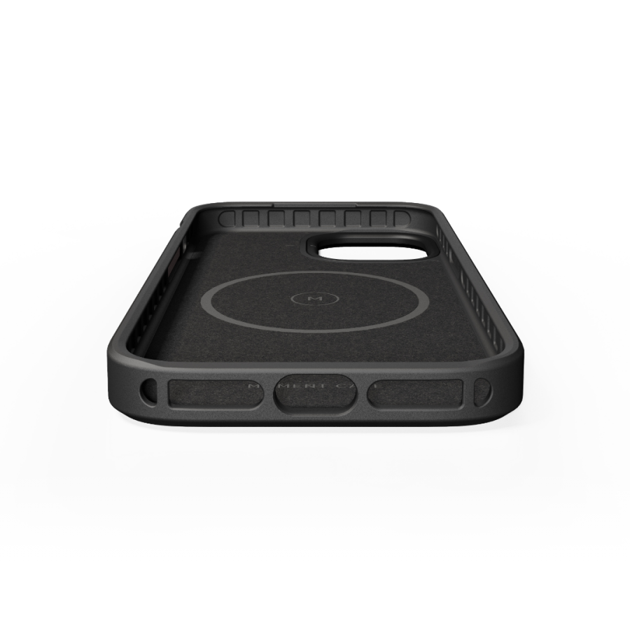 Чехол Moment Camera Case with MagSafe для Apple iPhone 15 (Black)