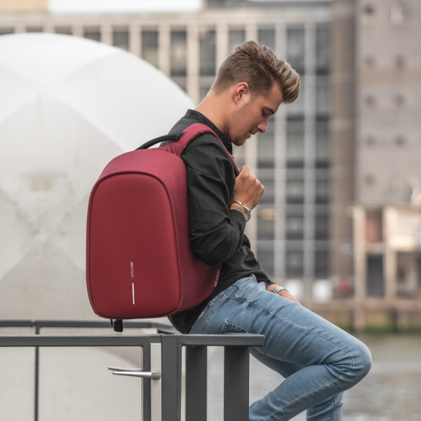 Рюкзак XD Design Bobby Anti-Theft Hero Regular (Red)