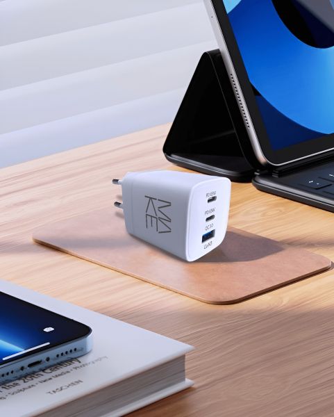 Зарядний пристрій мережевий MAKE 65W 2 x Type-C PD + USB QC3.0 White